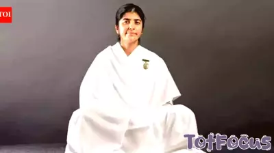 Quote of the day for kids by Sister Shivani: “The smiling face never goes out of style, so always keep smiling”