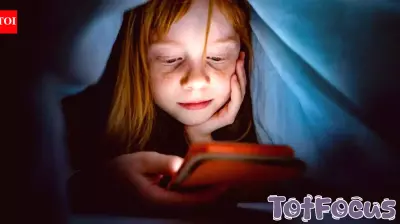 What is the right age for your child's first smartphone? Parenting experts answer